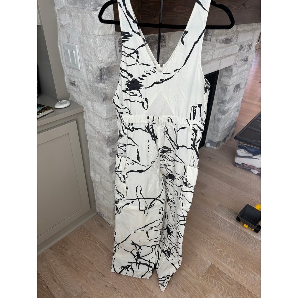 The North Face Women's White Dune Coyo Class V Pathfinder One-Piece Size S - Picture 3 of 7